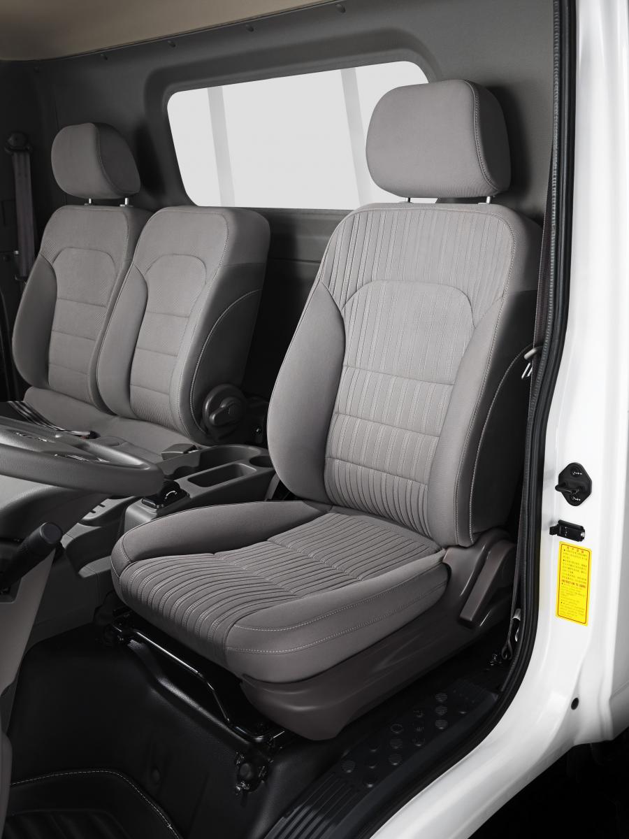 Интерьер Foton Aumark S 2016 года  (фото 35 из 37)